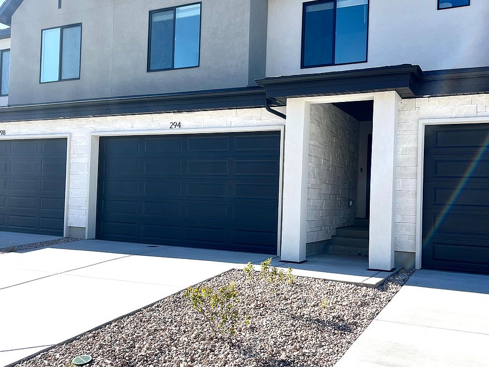 1st image of 294 E Glencoe Dr