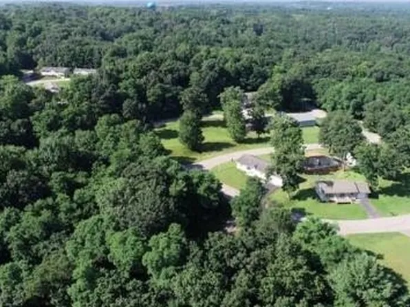 42 Golden Fawn Rd, Baraboo, WI 53913