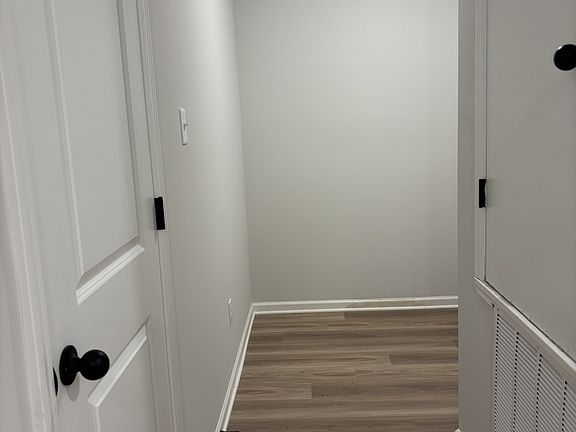 5th image of 3281 Madewell St #1