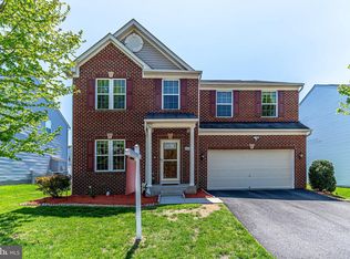 42951 Tippman Pl, Chantilly, VA 20152