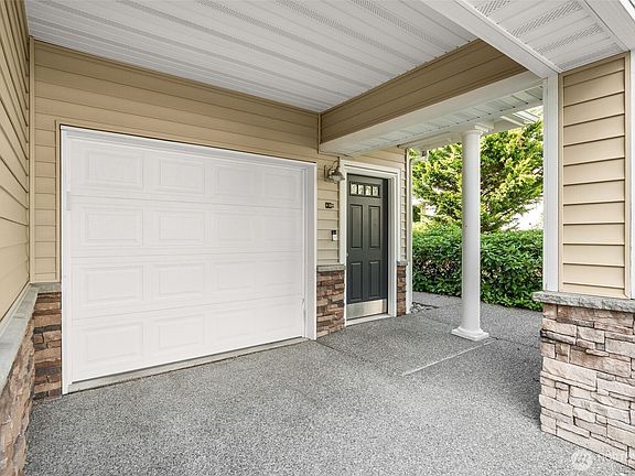 2nd image of 1855 Trossachs Boulevard SE #2204