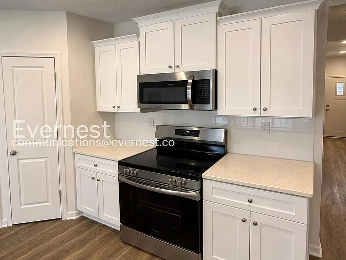 2026 McDonald Dr — Photo 7