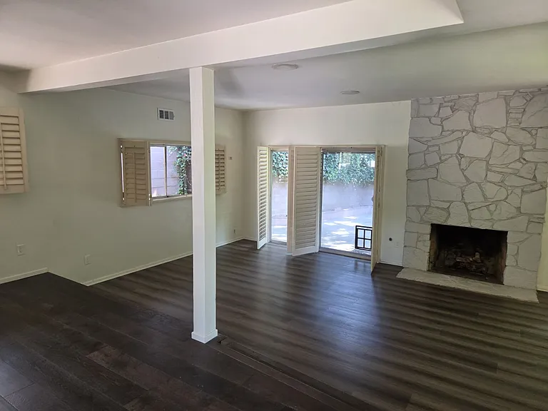 4734 Laurelgrove Ave — Photo 22