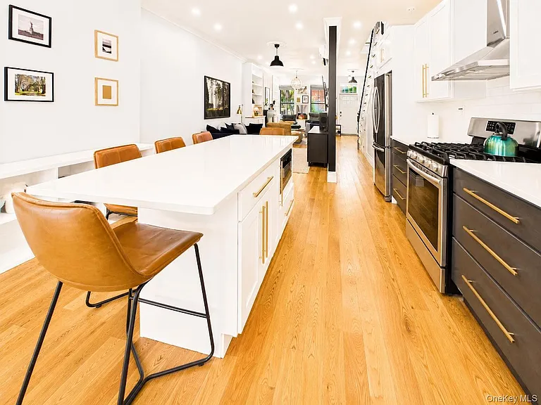 3 Jardine Pl #2F — Photo 10