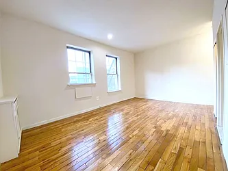 Rented by Manhattan Spaces
