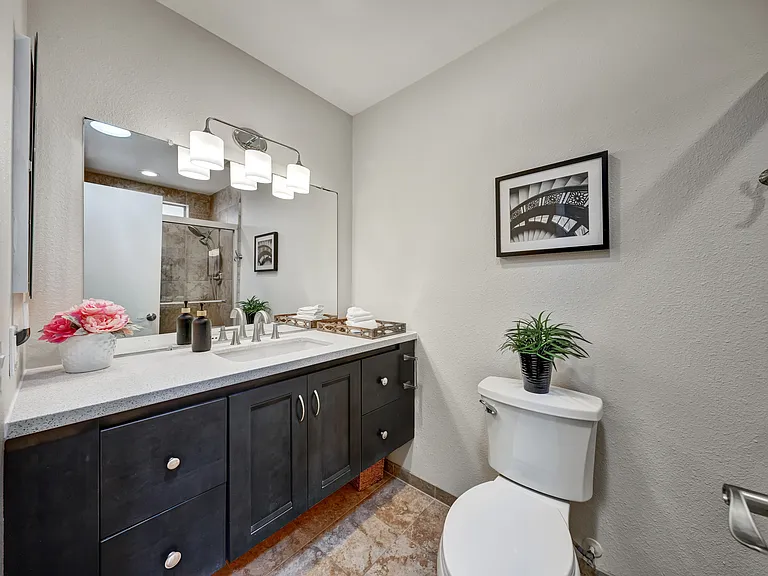 Primary bathroom ensuite.