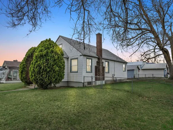 1327 E Wellesley Ave, Spokane, WA 99207