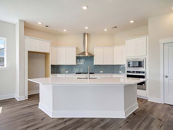 The Brentwood - Kitchen