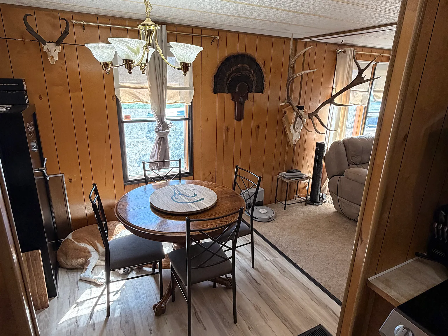 2 bed, 960 sqft, $1,400 — Photo 3