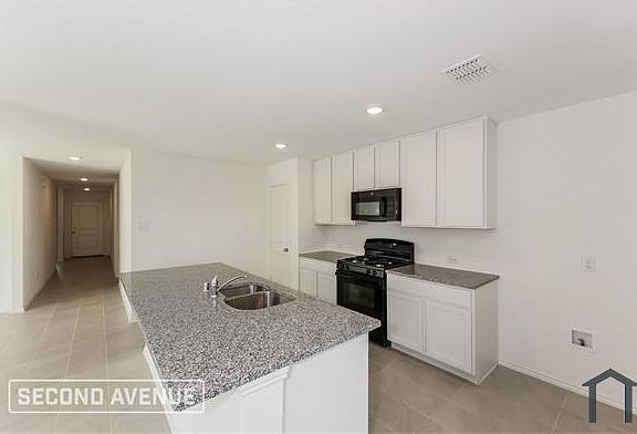 3rd image of 1848 Lotus St