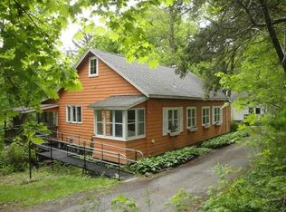 54 Rochdale Rd, Poughkeepsie, NY 12603