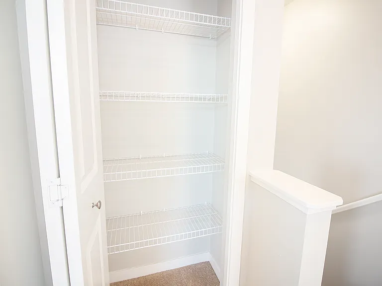 100 Southview Cres #1206 — Photo 54