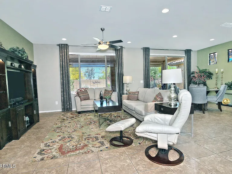 4394 N Hummingbird Dr — Photo 8