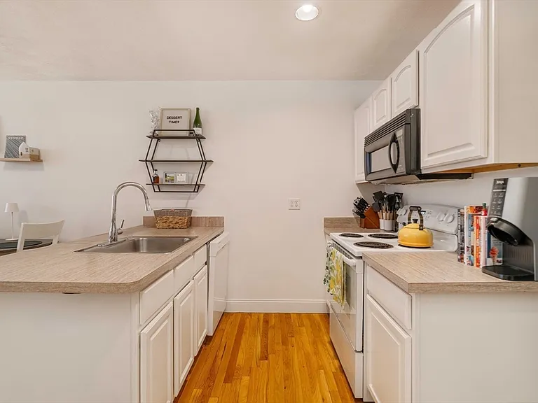 188 North St #22 — Photo 8