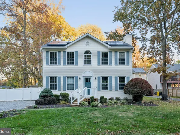 5945 Deale Beach Rd, Deale, MD 20751