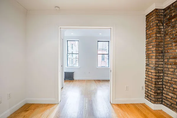 Rented by Nooklyn NYC LLC | media 17