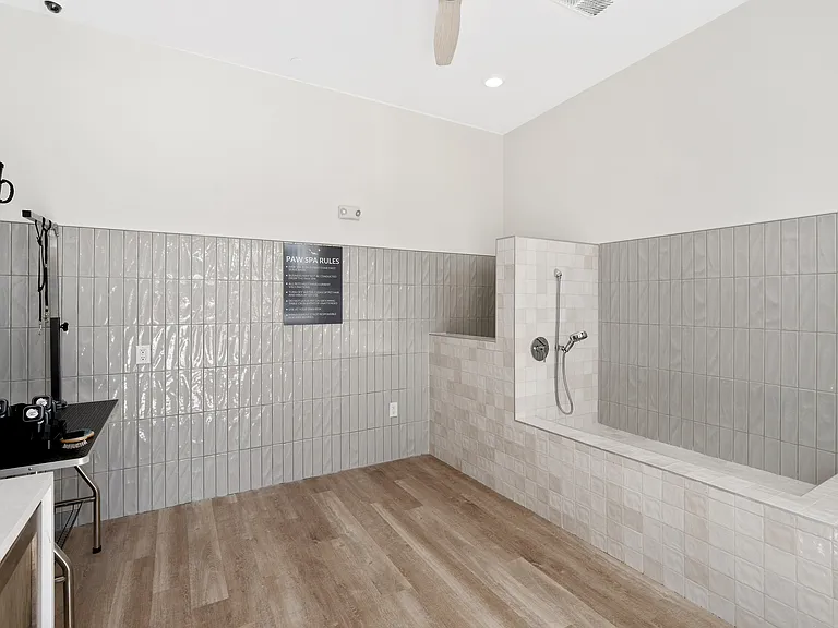 Cavala Apartments — Photo 41