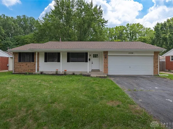 1426 Wedgewood Dr, Fairborn, OH 45324