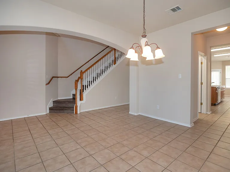 1612 Melissa Oaks Ln — Photo 6