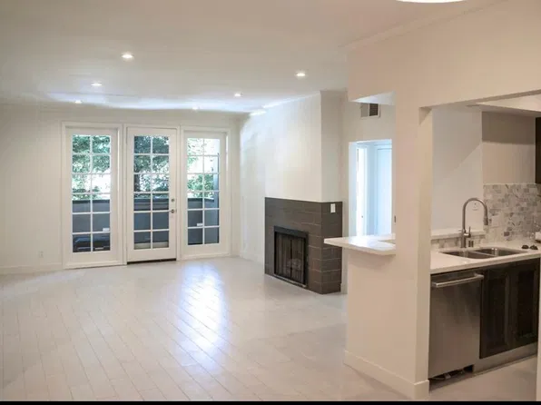 10535 Ashton Ave APT 102, Los Angeles, CA 90024