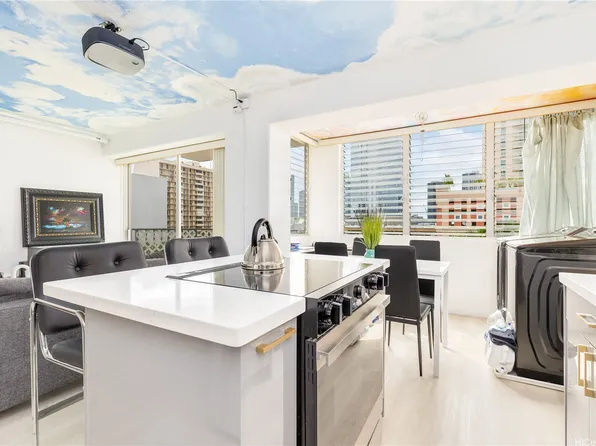 818 S King St APT 707, Honolulu, HI 96813