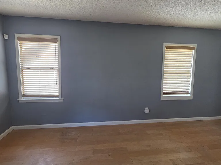 3166 Winslow Rd — Photo 5