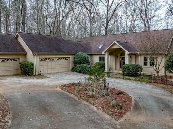 200 Blue Heron Dr, Athens, GA 30605
