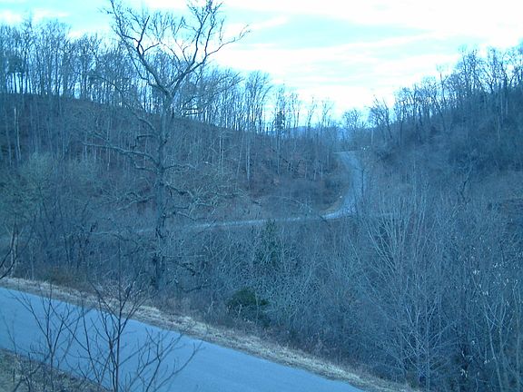 3rd image of 495 Brittney Ln