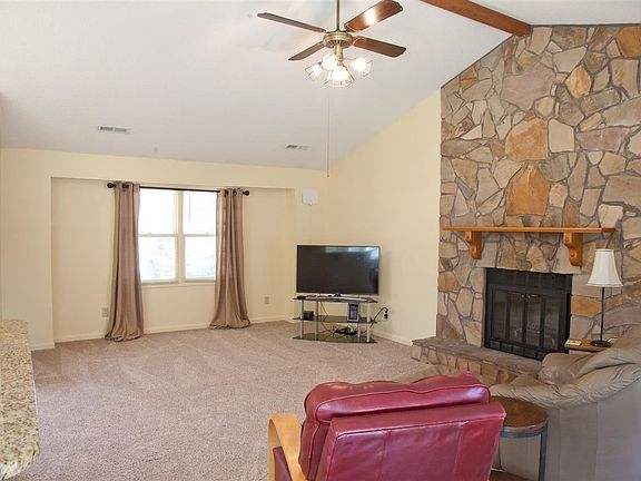 5th image of 1001 Branscomb Cir SE