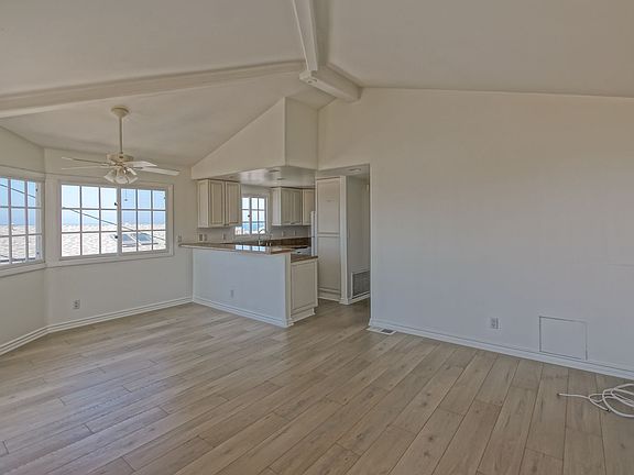 5th image of 123-125 Shell St
