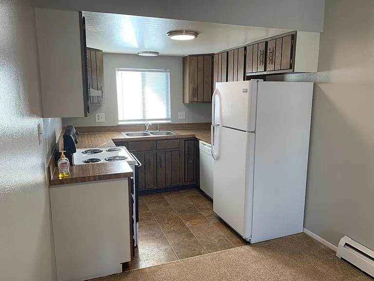 Regency Apartments 4705 — Photo 5