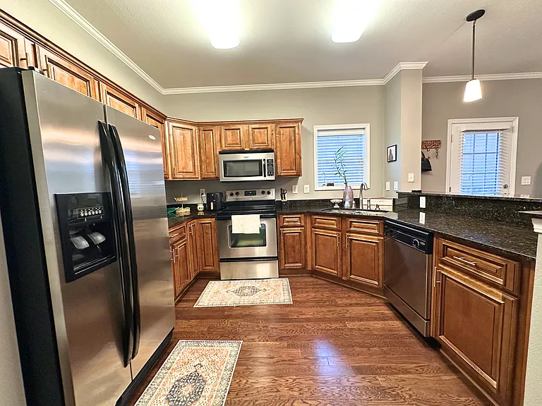 25806 Pollard Rd #205 — Photo 6