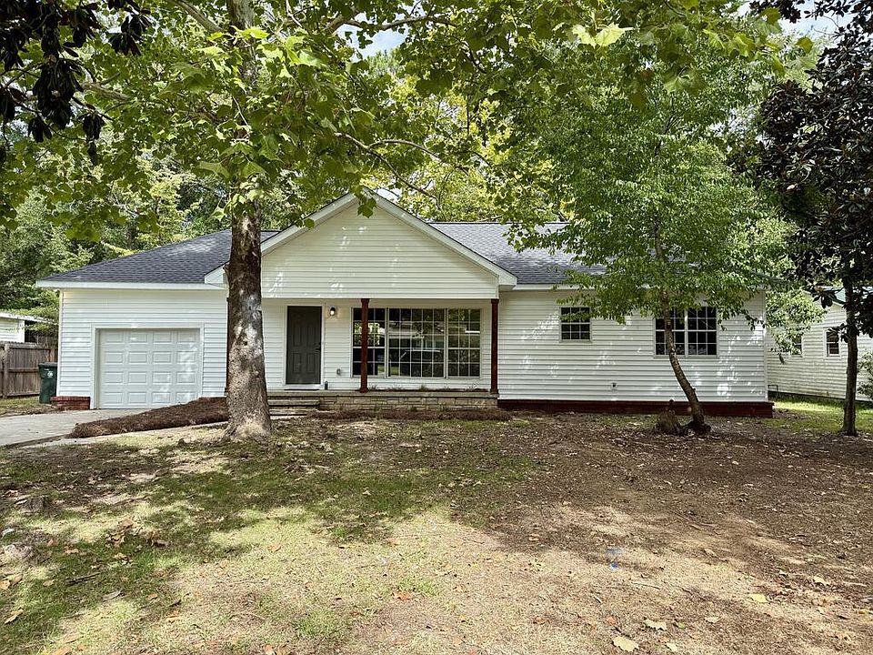 1st image of 109 W Marion Dr