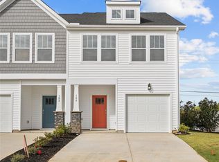 100 Marston Ln, Greenville, SC 29617