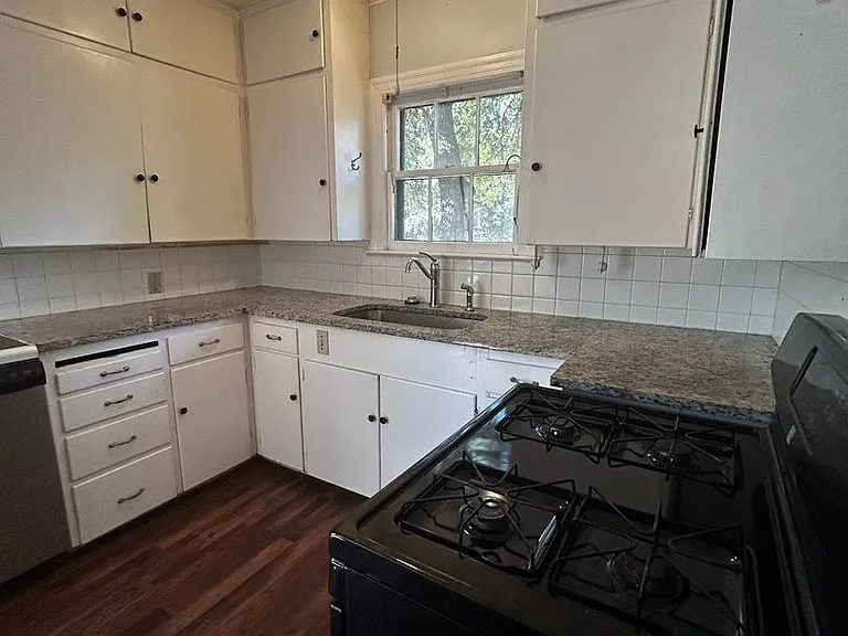 1605 Pearl St #A — Photo 6