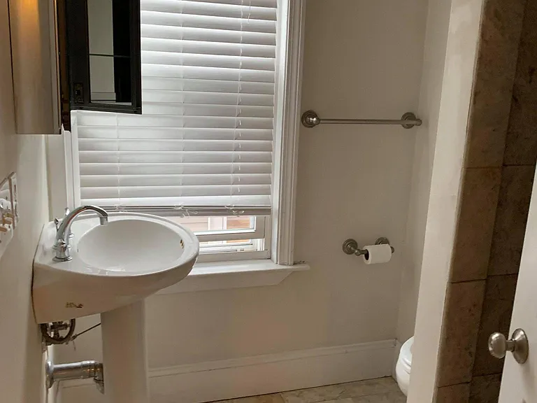 23 Aspinwall Ave #3F — Photo 10