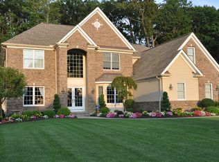 8683 Camden Court, Broadview Heights, OH