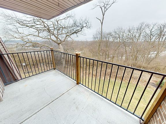4th image of 1198 Far Hills Dr #1134-23