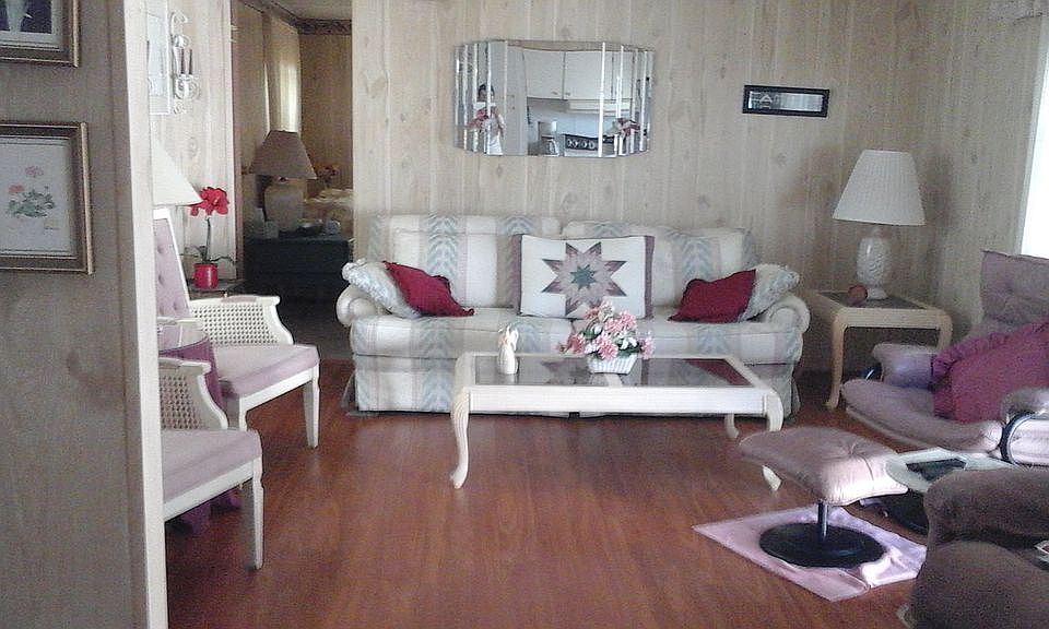 Large Living Room 