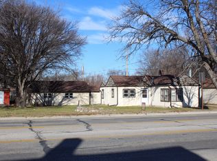 212 E 4th St, Ainsworth, NE 69210