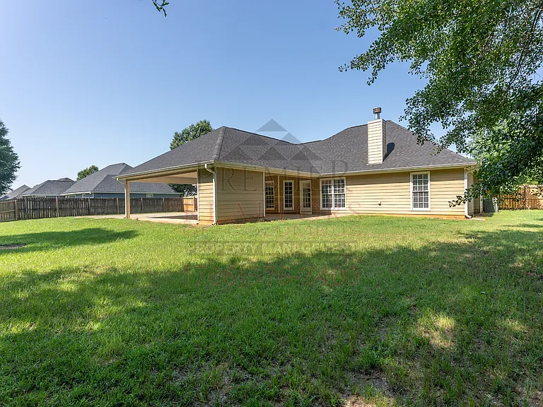 251 Owens Rd — Photo 36