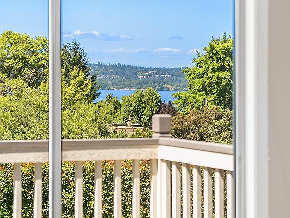 4th image of 6523 106th Ave NE APT 2