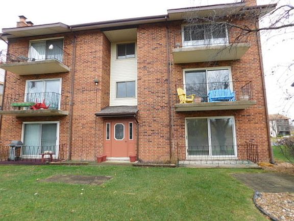 4th image of 15334 Treetop Dr #602