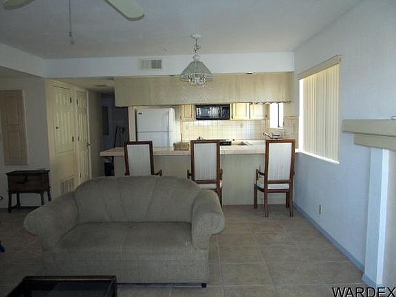 5th image of 2022 Merrill Ln Unit 4G
