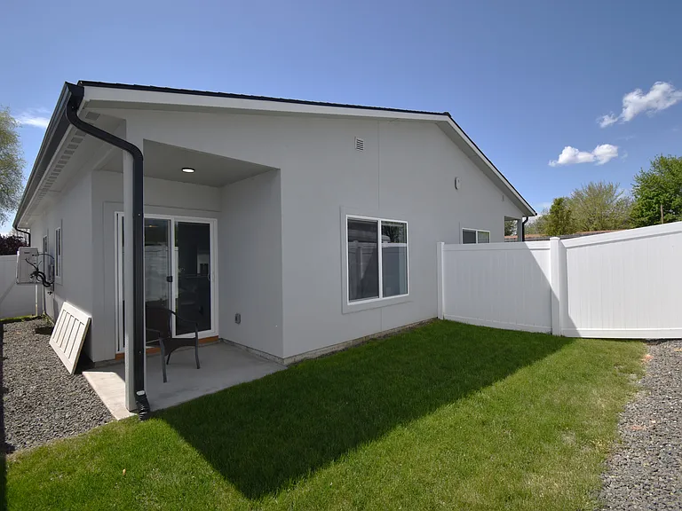 10494 W Shields Ave — Photo 66