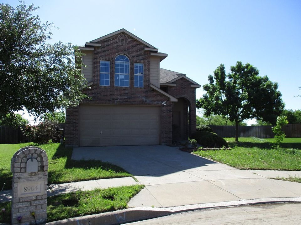 1st image of 8900 Sunny Hollow Dr