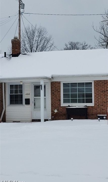 1st image of 298 Buckner Dr