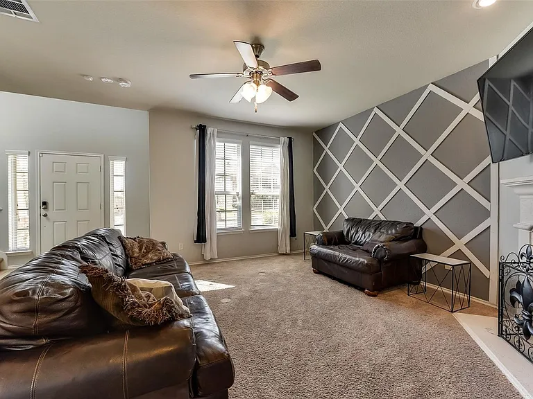 1300 Land Oak Rd — Photo 4
