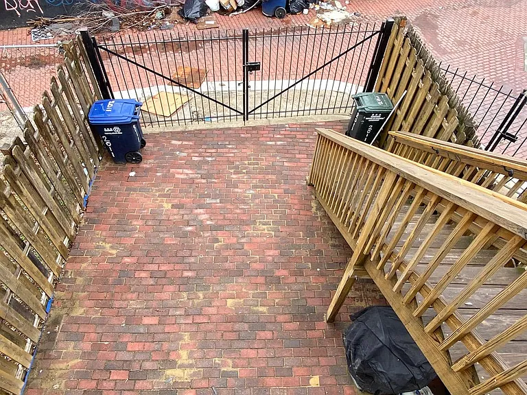 2011 Vermont Ave NW #A — Photo 15