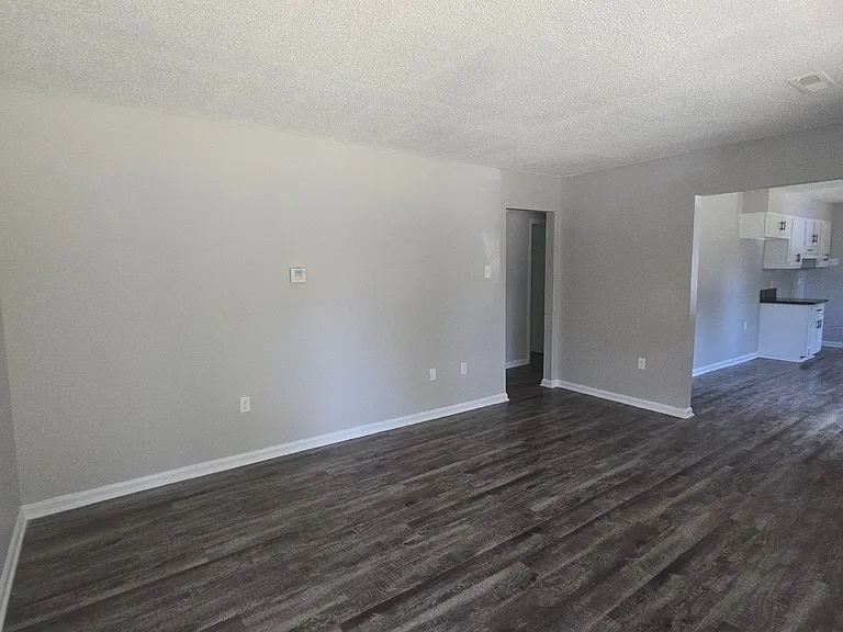 408 Simonton St — Photo 8